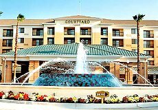 Courtyard Orlando Lake Buena Vista in the Marriott Village