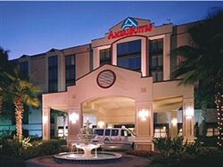 Holiday Inn Express Hotel & Suites Tempe