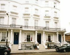 Kyriad Princes Square Hotel London