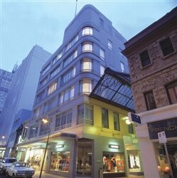 Hotel Causeway Melbourne