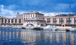 Jolly Hotel Marina Genoa