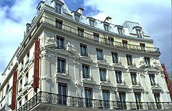 Royale Villa Paris